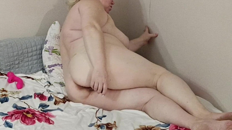 Zona901: Der dicke arsch und die fleischige behaarte muschi des nachbarn