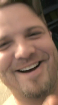 Hetero chlap, Jeremy se sprchuje a je nadržený