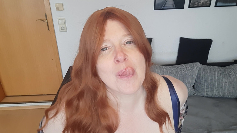 Curly_Dreams: 네 자지가 사정할 준비 됐어?