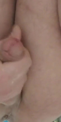 Cavalca un enorme dildo d'acciaio