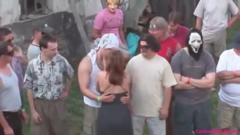 Cuckold MILF: 寝取られ熟女 - 寝取られ熟女 私たちは寝取られゲームについてすべてです。