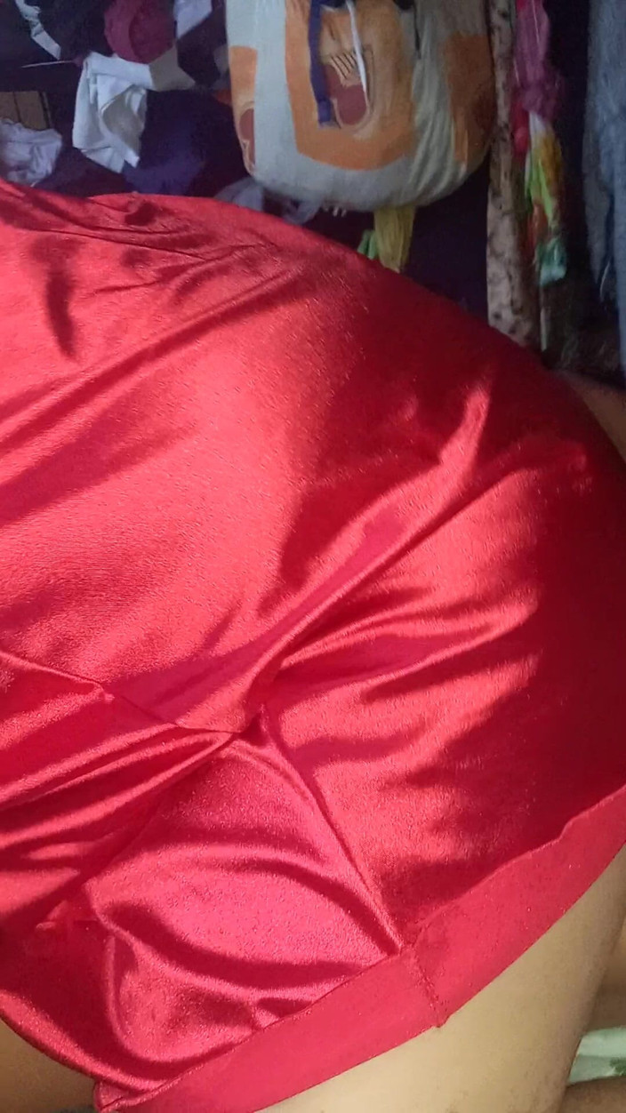 Eatrella j: 太いチンポを持つブラジル人、私を全身で犯す