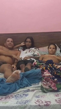 Am sunat-o pe prietena mea să vadă Nextfli și soțul meu nu a ratat ocazia să o mănânce