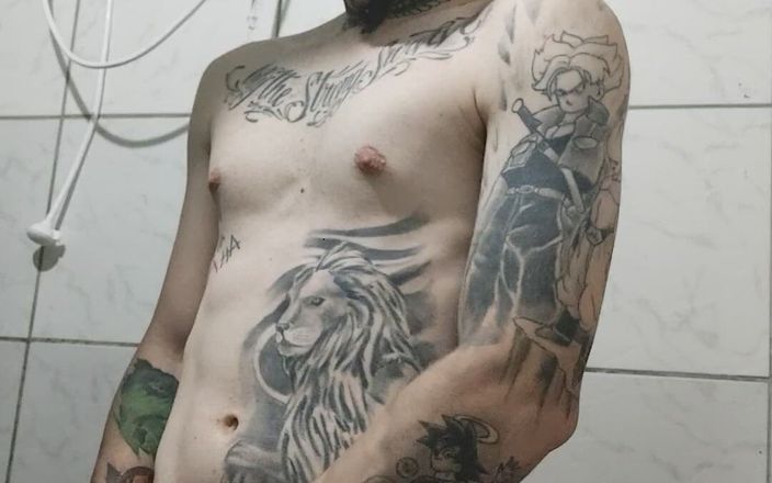 Daniel Tatuado E Safado: 白い