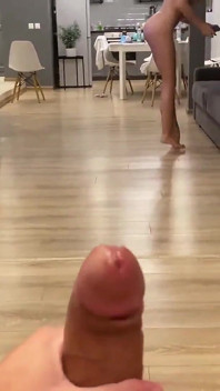 苗条的乌克兰芭蕾舞女演员lara Frost 第一人称视角口交与肮脏的谈话