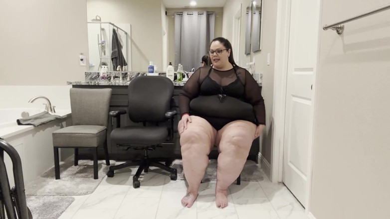 Plump Paradise: İç çamaşırlı luxe: tombul cenneti sıkı sandalye azdırma (wmv)