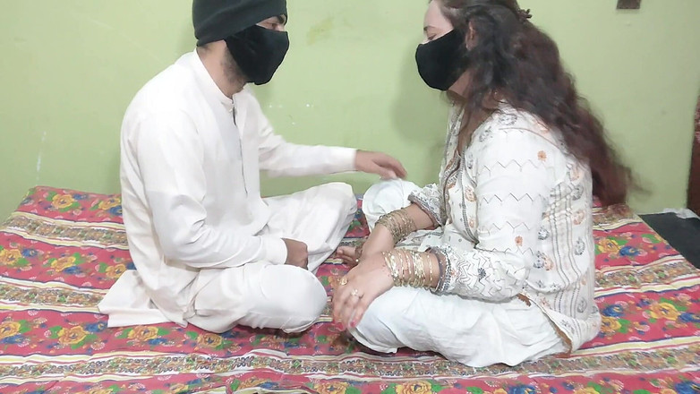 Pakistani CoupleX: भारतीय देसी भाभी की चुदाई