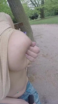 คลิปคอมไพล์รีดนม 6 วิดีโอ โสดและกับผู้ชายด้วยนิ้ว ปั๊ม และอื่นๆ