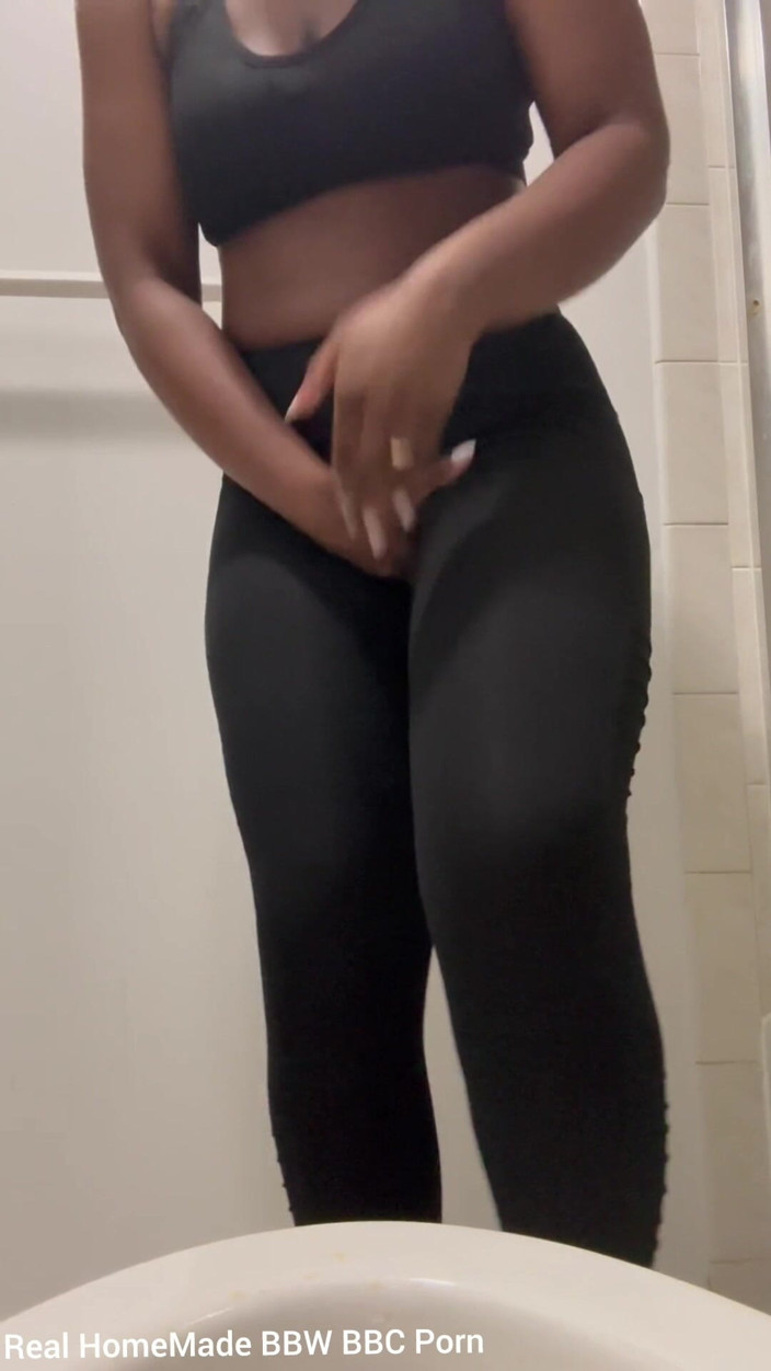 Super sexy ebony cuties: Desperate for a Wee Cutting My Legs Pissing POV in...