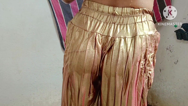 Ankurpriya000: バービーは友人のためにどう着飾っているのか、フルホットでロマンチックな水浴びの義理の妹