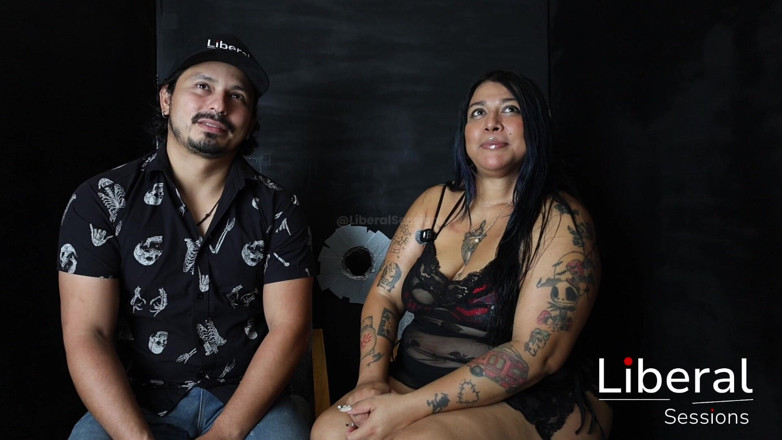 Liberal Sessions: Bella donna viene scopata nel gloryhole