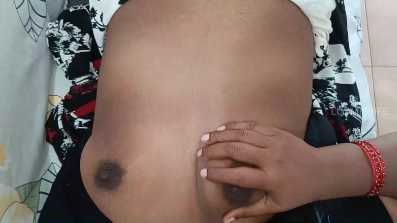 Luxmi Wife: Fru får topp orgasm som flyter från fitta - 4