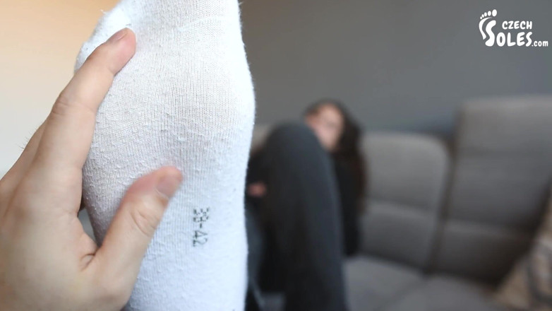 Czech Soles - foot fetish content: Picioare mari, obosite și mirositoare - VEDERE LA PERSOANA 1