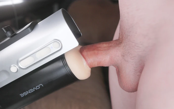 WetZemu: Trösta leksak mjölkar ut en handsfree creampie