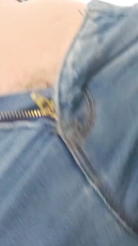 Wetting My Jeans Makes Me Squirt