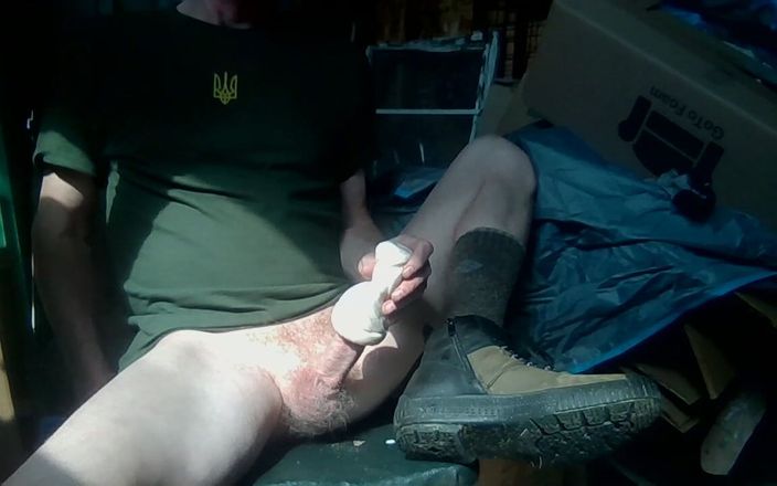 Squit: Workin in the Shed.