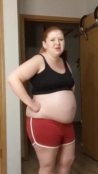 Stepsister lets you cum on her buttcrack