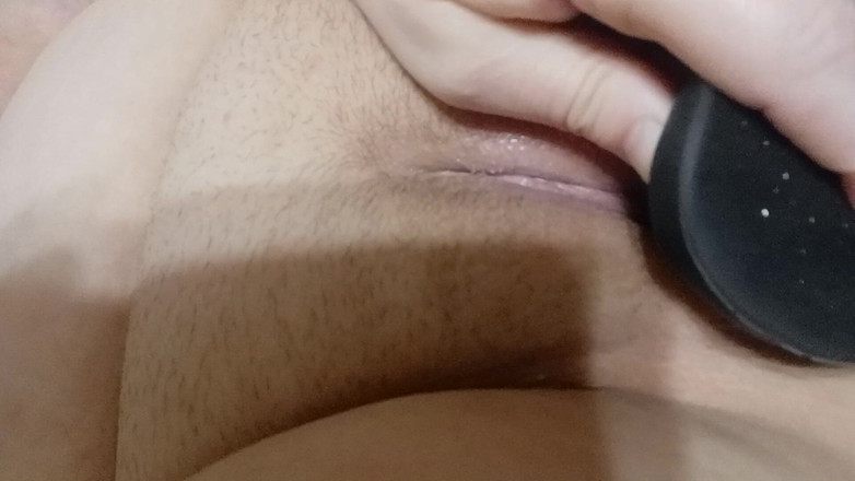 Aae Dragon: Ngentot memek tebal merah mudaku sampai aku muncrat