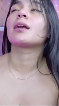 Jsem sama ve svém pokoji a chci být ošukána