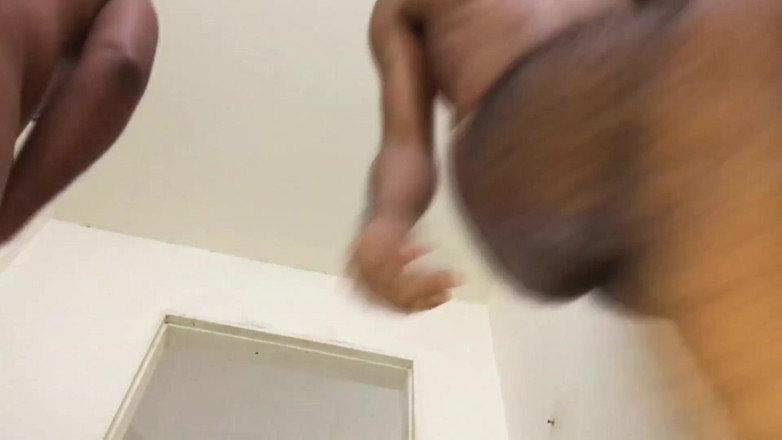 Couple 2 Black: Video 145 Abbiamo provato la videocamera per fare una scena e...