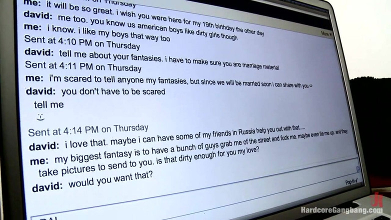 Hardcore Gangbang by Kink: Frumoasă blondă rusoaică de 19 ani ia două pule în pizda ei