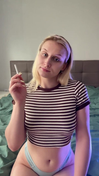 MertyXXX: I Touch Myself While I Smoke