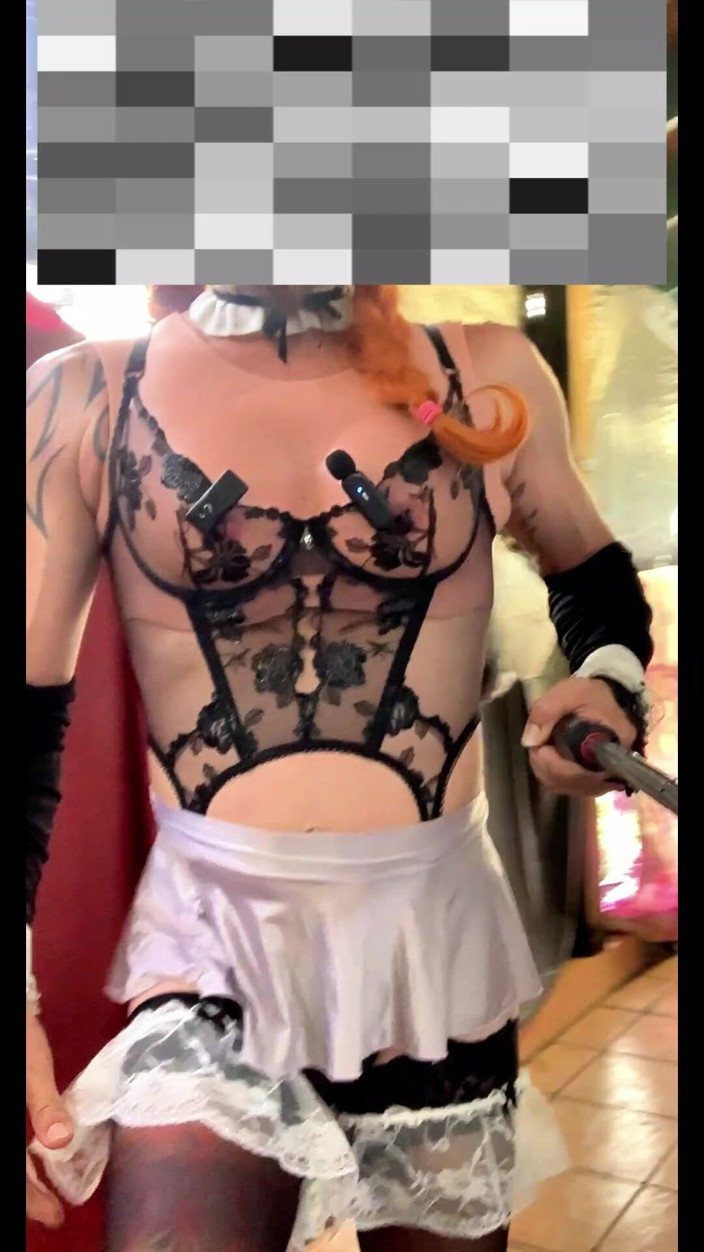 Benito414: Cintia Butt Ladyboy na Dick