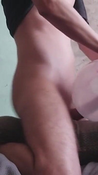 Bu oyuncak hentai'deki gibi yarağını görmeni sağlıyor