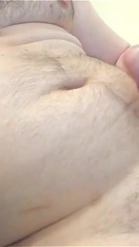 Lungo video si masturba e porta al limite un bottino che fa presborra e una grande sborrata