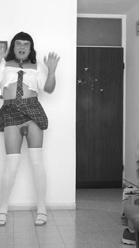 Süper seksi öğrenci kıyafeti.