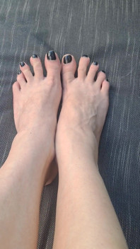 Do We See How Beguiled My Throbbing Foot Veins Are