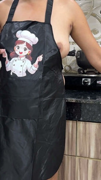 สาวรุ่นแม่น่าเย็ด sara โดนจับได้ว่าแก้ผ้าในห้องครัว! ลูกเลี้ยงชายกระแทกเธออย่างหนัก! ภาษาฮินดี