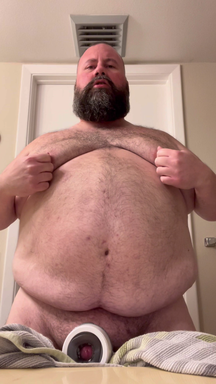 Florida Bear: Orgasme avec un jouet vibrant