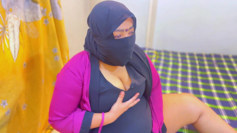 Aria Mia: Iranische arabische MILF heiße stiefmutter-masturbation im hotelzimmer und hotel typ...