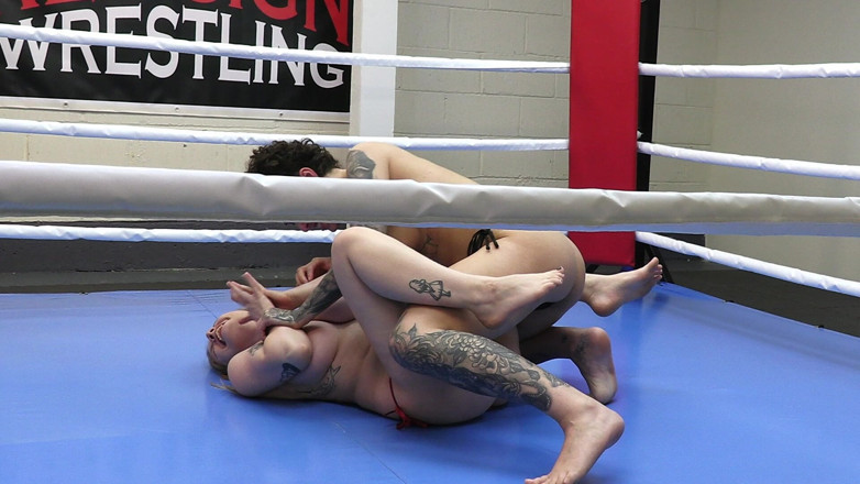 Red Sign Wrestling: Cherry Tart Vs Kourtney Inked