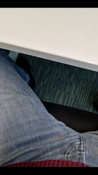 Kenapa aku selalu sange di kantor?