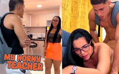 La mia insegnante è una miLF con culona che mi aiuta a passare l'argomento scopandola - sarah black & milan