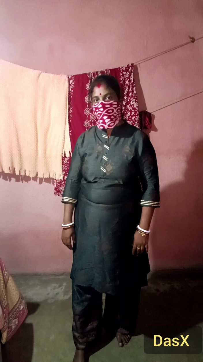 Pakhi0705: Sari Picură solo Sfw