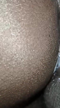 Pasangan amatur Afrika berkrim pepek menunggang batang hitam