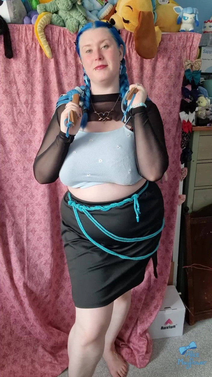 Alice_Mayflower_Scottish: Tiktoks From 2025 - Solo Girl