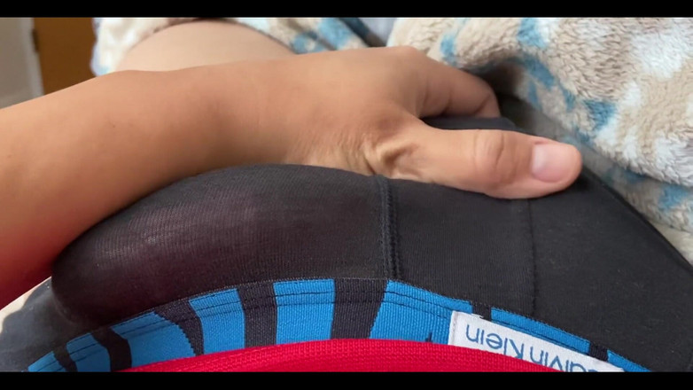 UnderXiaoQiang: Boşalmak için yalvarıyorum. Bu sabah odun dolu!