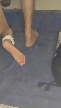 Ev yapımı sert sikiş emiyor minik amcığını ön sevişme