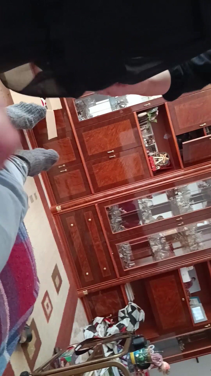 Asisa_oz: Tôi đã giúp người bạn ốm yếu của mình trang trí cây...