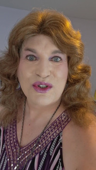 I Want to Suck Big Hairy Cocks!
