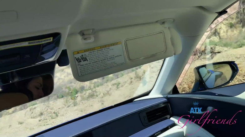 Classic ATK Girlfriends: Vacanță virtuală