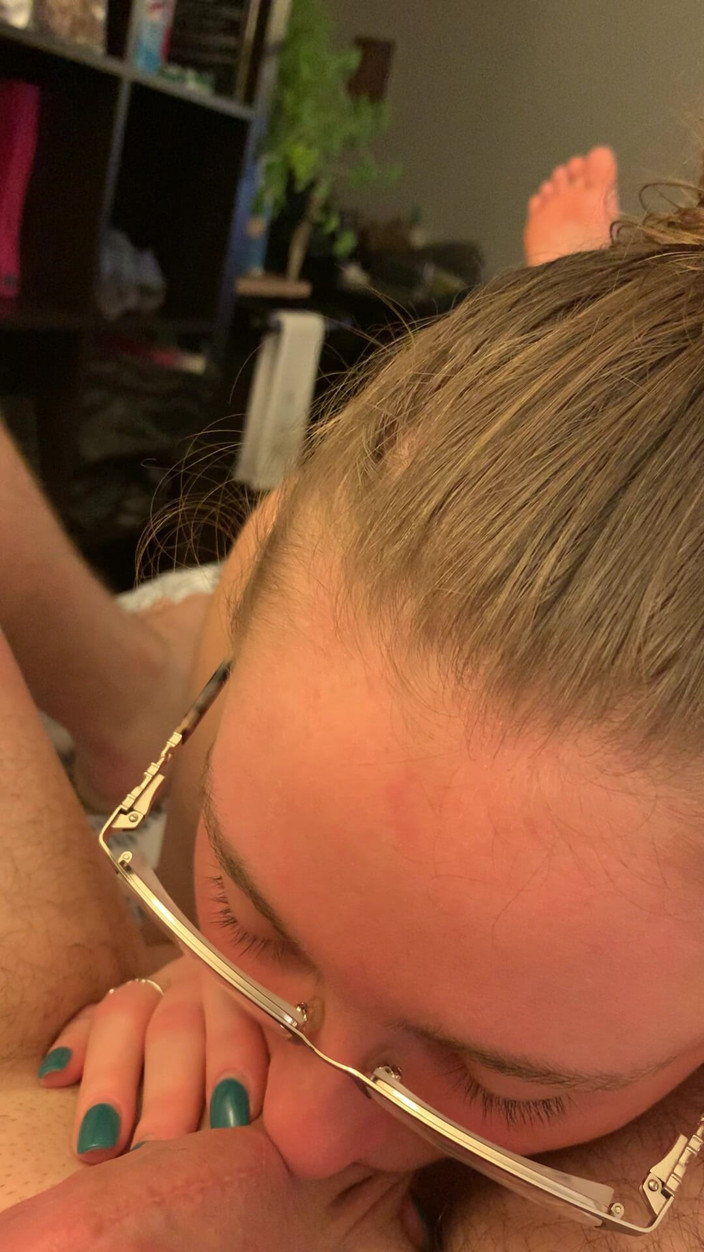 BeautfiulBJ25: POV Glasses Wife Edges and Licks Balls