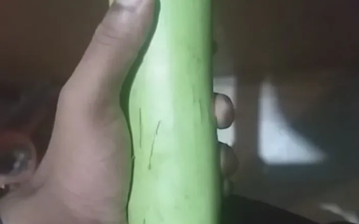 World simon: Handjob Fuck