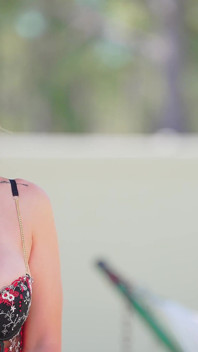 Sembah tetek!! Sadie Rose disembah teteknya yang bagus!!