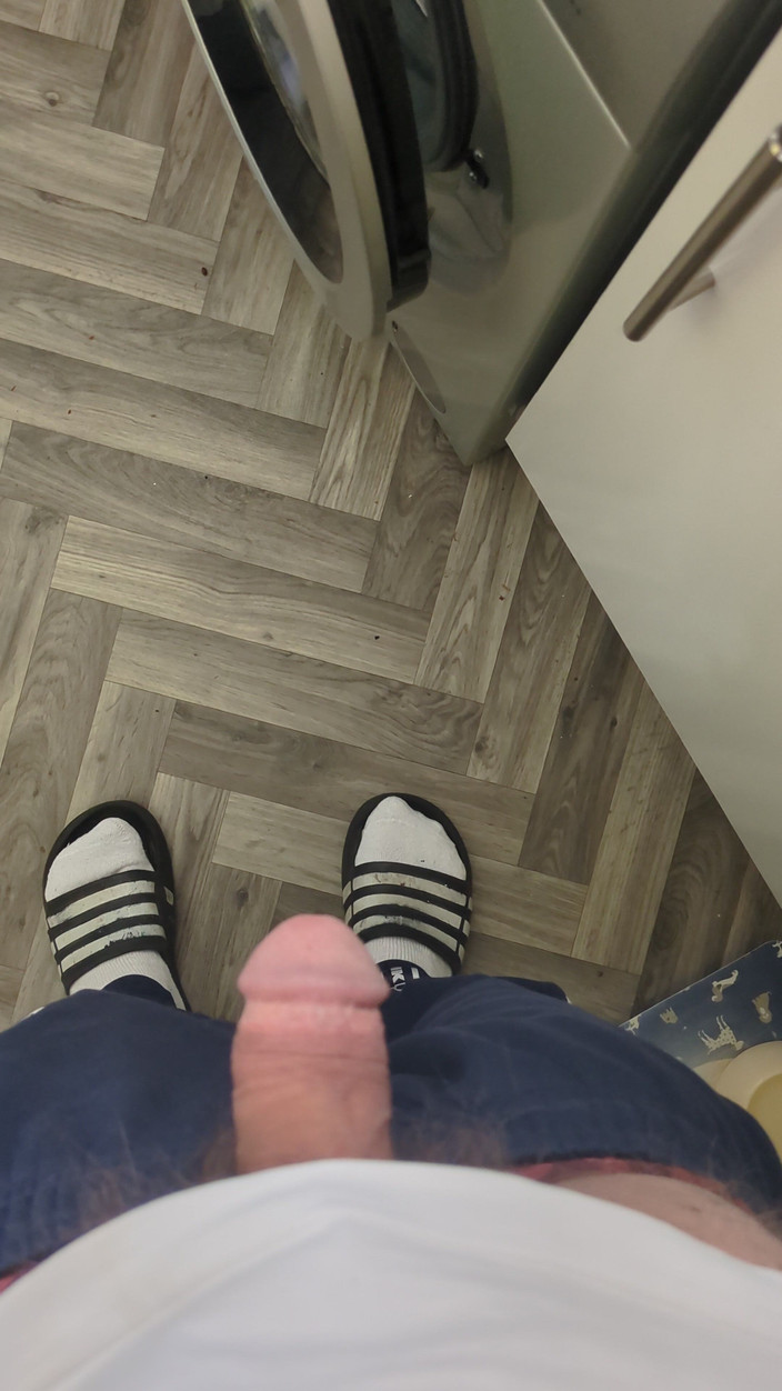 Polishx: Seul à la maison