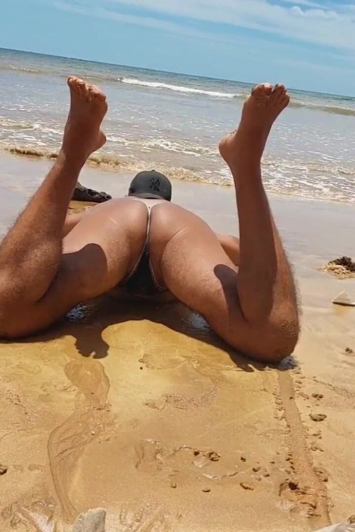 Ladysilvas: Ladysilva si pelacur nakal ini pengen pantatnya dientot habis-habisan di...